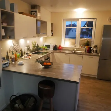 E13 Reetdachhaus 