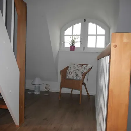 Holiday home E13 Reetdachhaus 