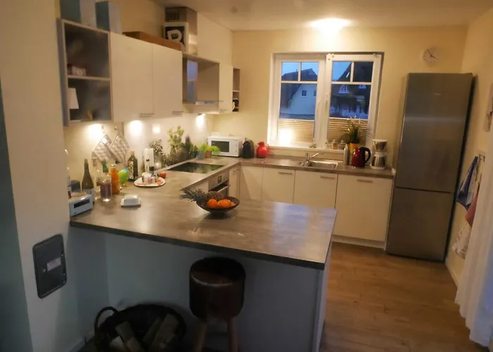 E13 Reetdachhaus 